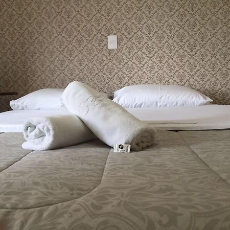 Hotel Jope Жоїнвіль Екстер'єр фото