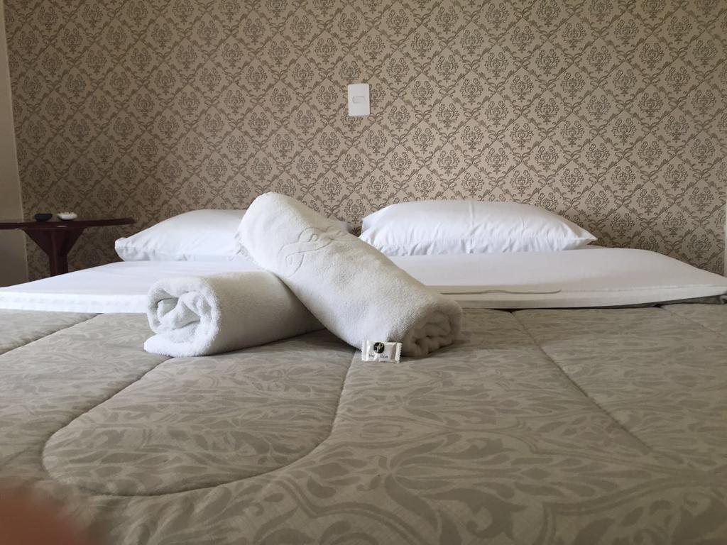 Hotel Jope Жоїнвіль Екстер'єр фото